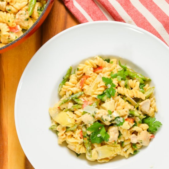 One Skillet Chicken Artichoke Pasta