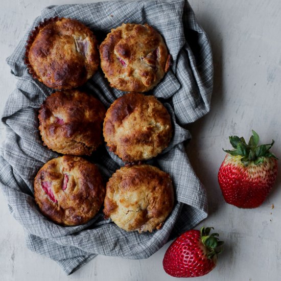 Whole Grain Strawberry Muffins