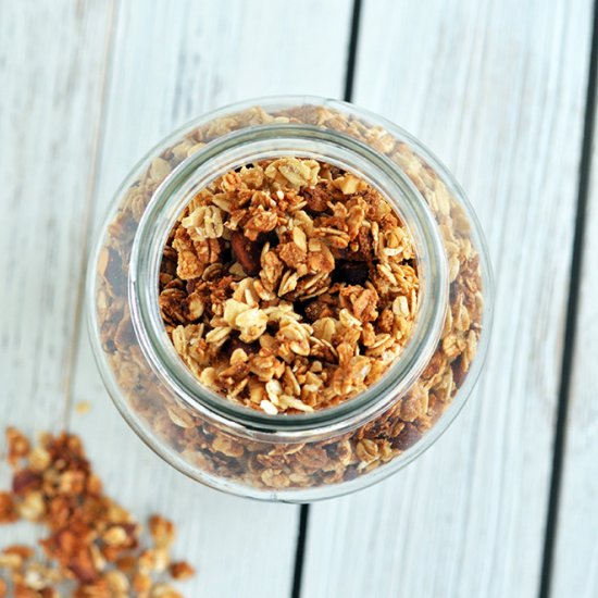 Maple Vanilla Almond Granola