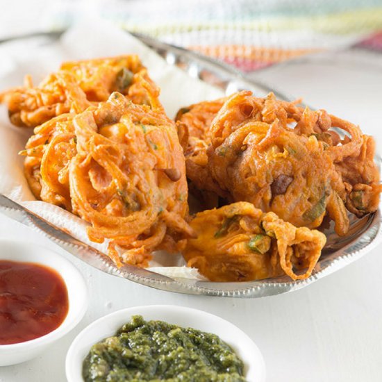 Paneer and Onion Pakoda