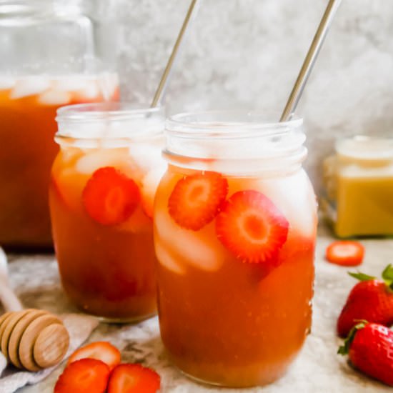 Strawberry Sweet Iced Tea