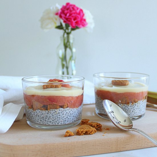 Rhubarb speculoos chia parfaits