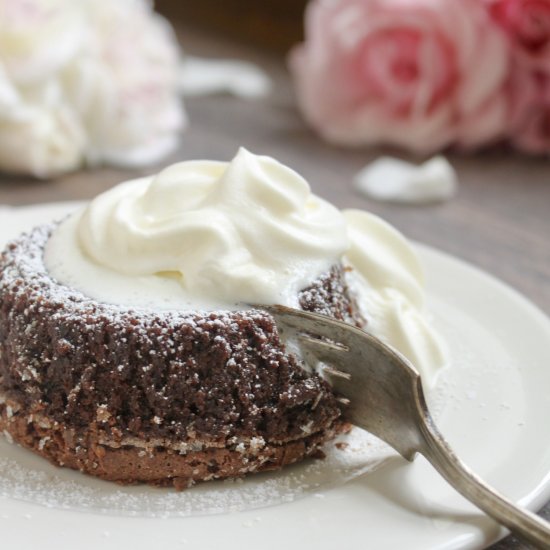 molten chocolate lava cakes