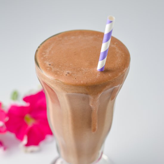 Dreamy Dairy-Free Chocolate Shake