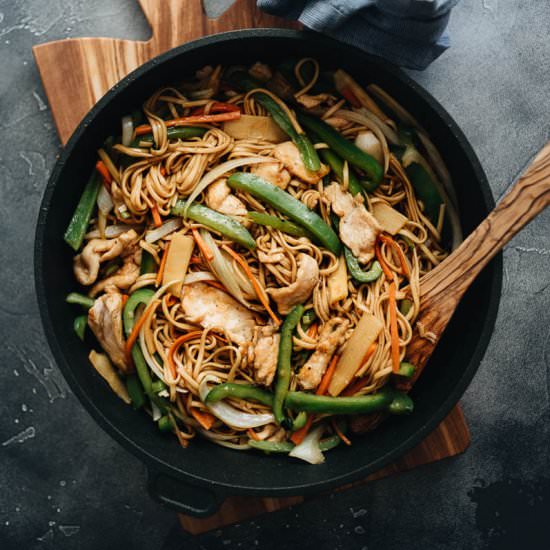 Chicken Lo Mein