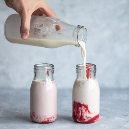 Homemade Strawberry Milk