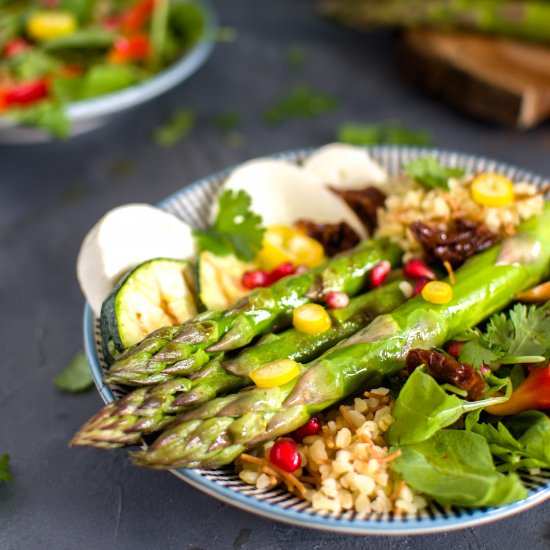 Budda Bowl with Asparagus