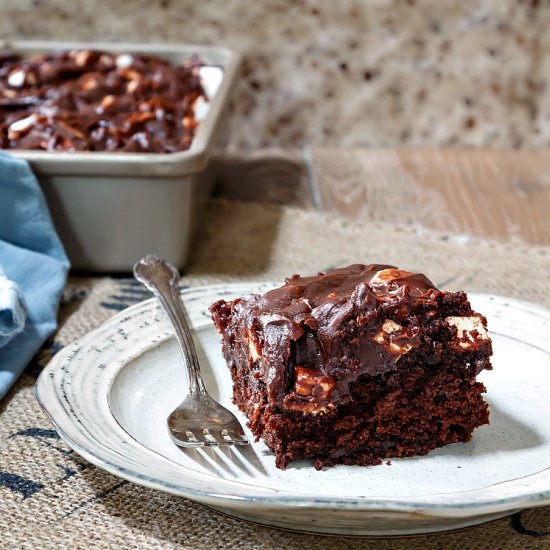 Rich Chocolate Mayonnaise Cake