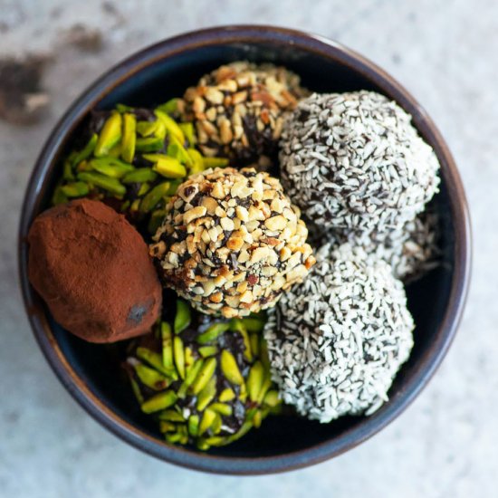 Almond Butter Cacao Energy Balls