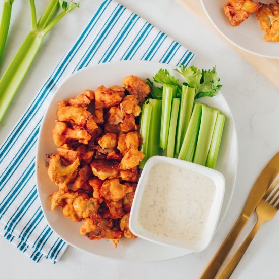 Easy Buffalo Cauliflower Wings