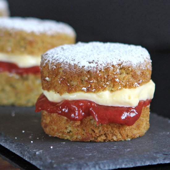 Rhubarb & Custard Layer Cakes