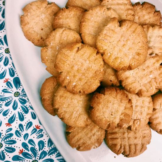 2-Bite Almond Peanut Butter Cookies