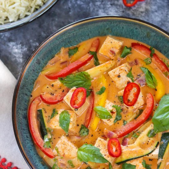 Vegan Thai Red Curry With Tofu