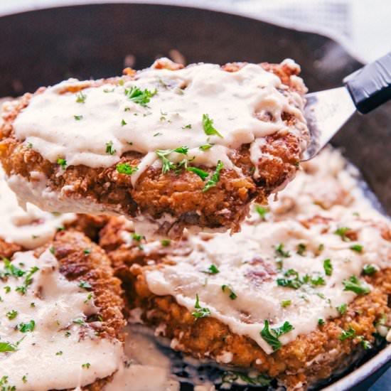 THE BEST CHICKEN FRIED STEAK