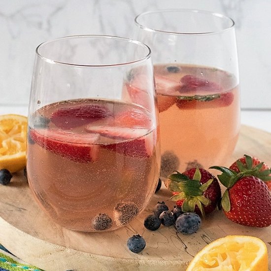 Rose Sangria with Summer Berries