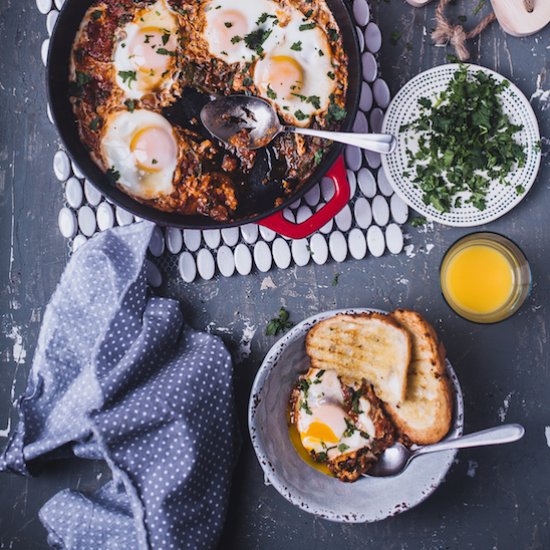 Indian Spiced Spinach Shakshuka