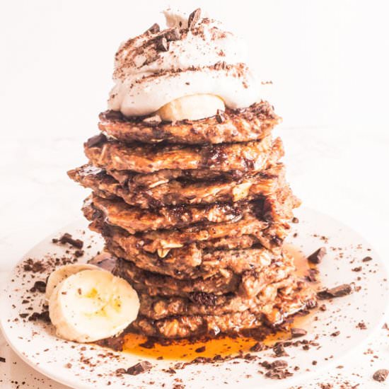 Dark Chocolate Banana Oat Pancakes