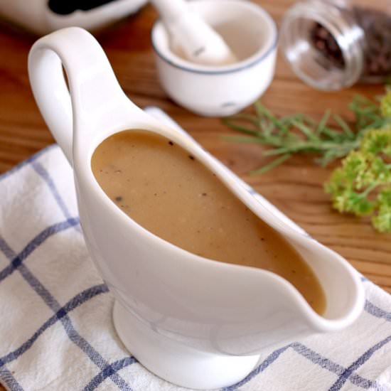 HOW TO MAKE GRAVY