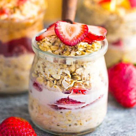 Strawberry Overnight Oats