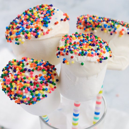 SPRINKLE MARSHMALLOW POPS