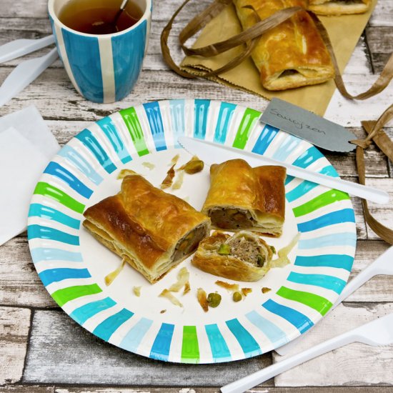 Veal and pistachio sausage rolls