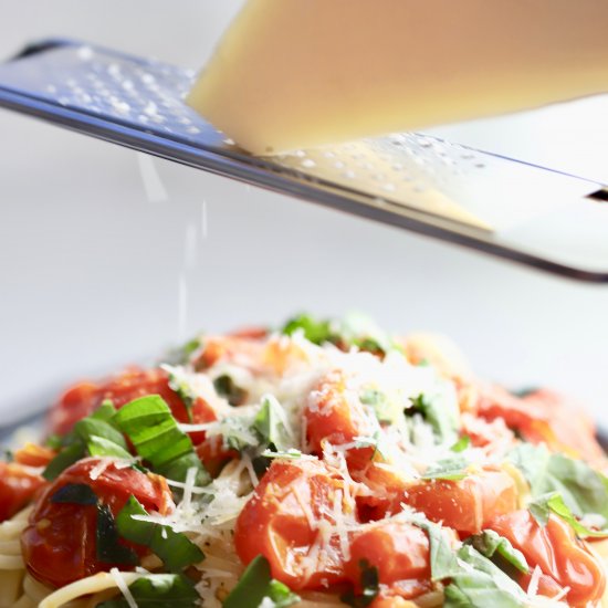 Spaghetti with Cherry Tomato Sauce