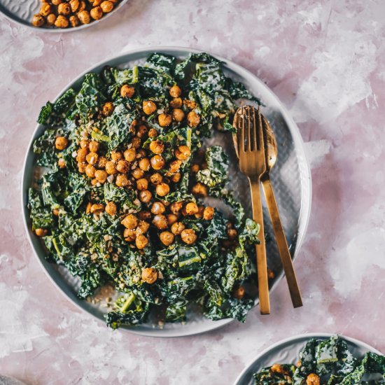 VEGAN KALE CAESAR SALAD