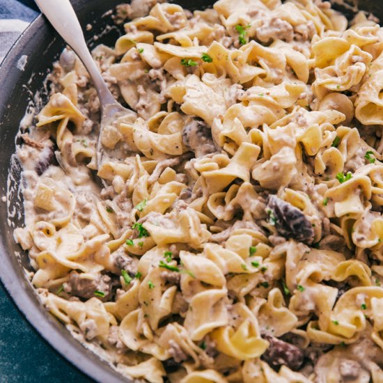 HAMBURGER STROGANOFF