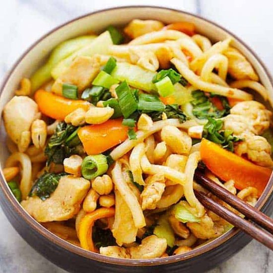 Stir-Fry Chicken with Udon