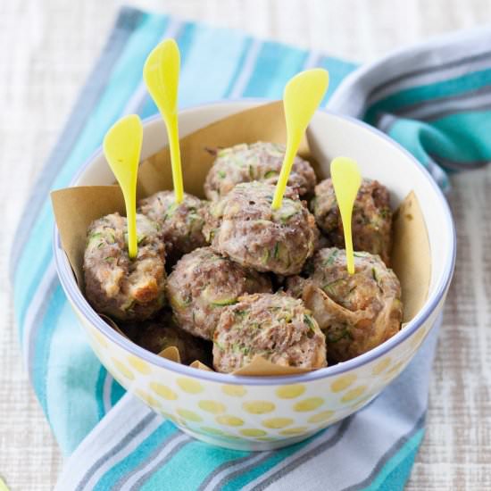 Meatballs with zucchini and lemon