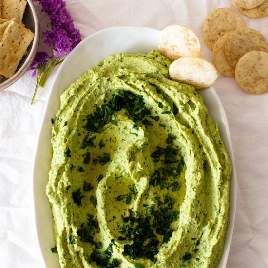 Simple parsley hummus