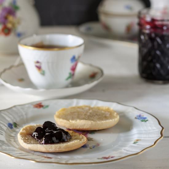 EASY, LOW SUGAR BLUEBERRY JAM