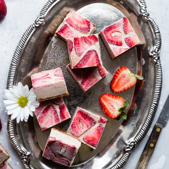 Strawberry  Cashew  Lemon  Bars