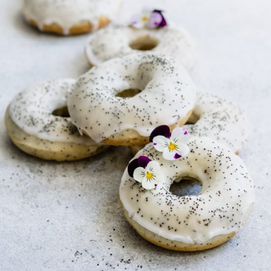 vegan lemon poppy seed donuts