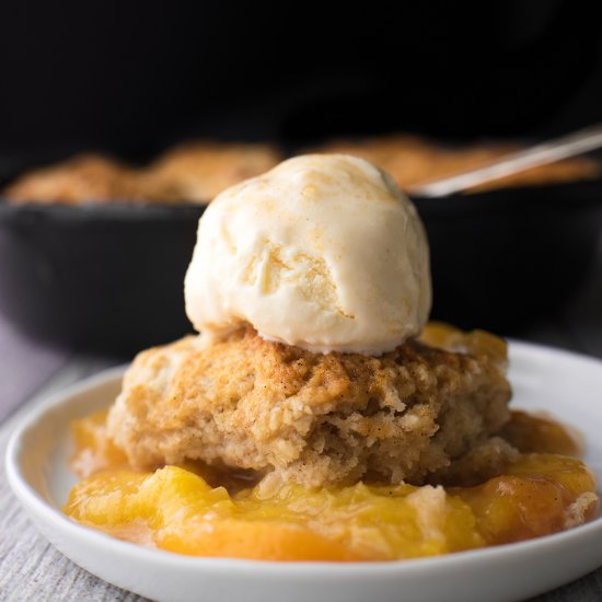 Easy Peach Cobbler