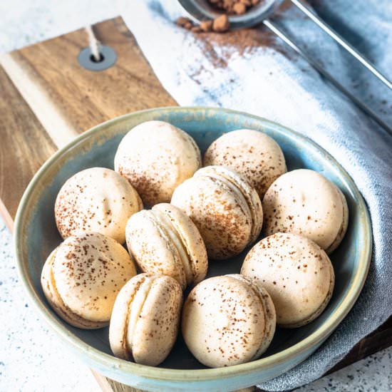 Tiramisu Macarons