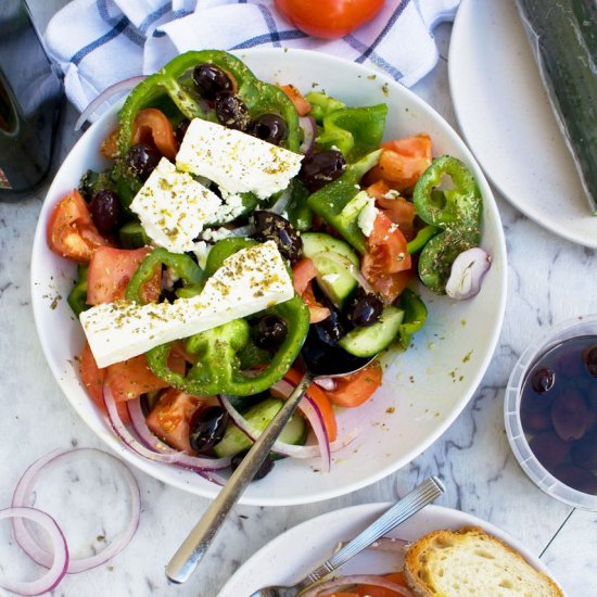 How to make a Greek salad