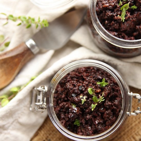 5 Ingredient Vegan Olive Tapenade!