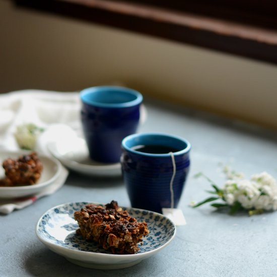 Pistachio, Choc & Fig Granola Bars