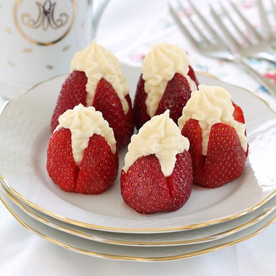 Strawberries & White Choco Mousse