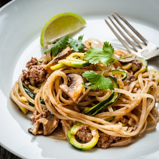 Grass-Fed Beef & Zoodle Pad Thai