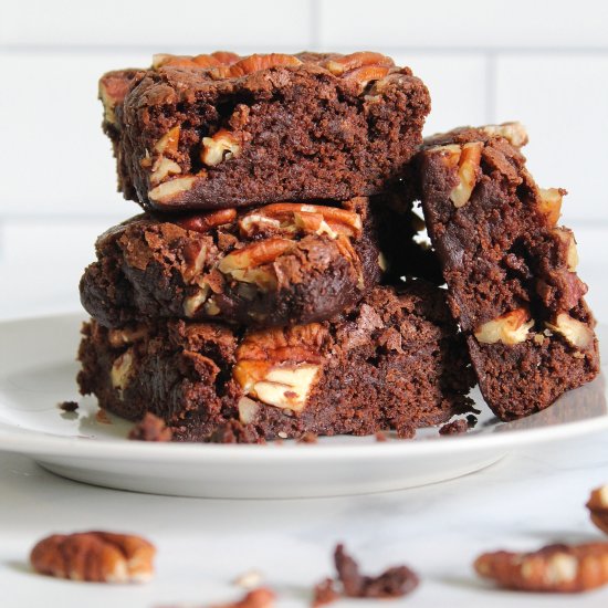 One Bowl Fudgey Pecan Brownies