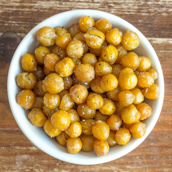 Roasted salt & pepper chickpeas