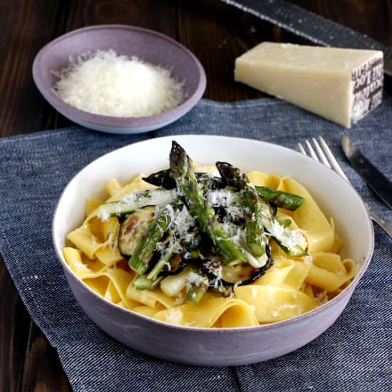 Fresh pappardelle with grilled veg