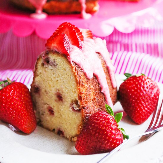 Strawberry Bundt Cake