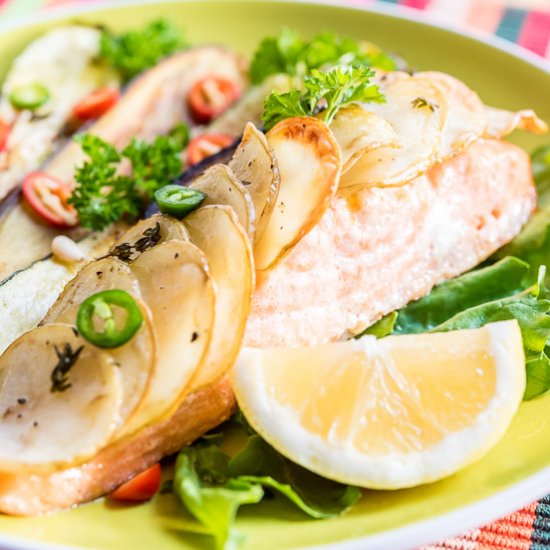 Salmon fillet with potato scales