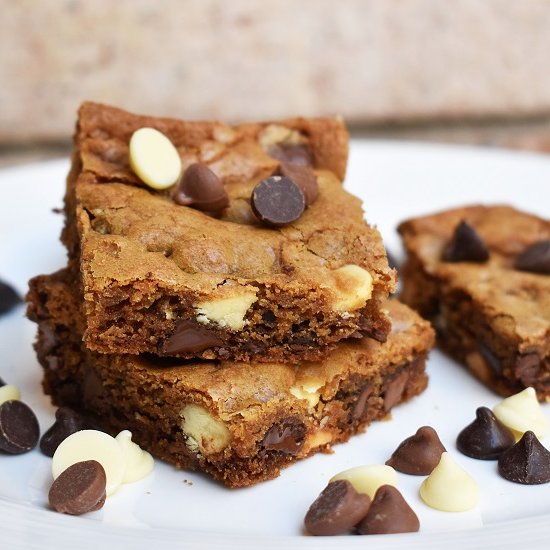 Triple Chocolate Chip Blondies