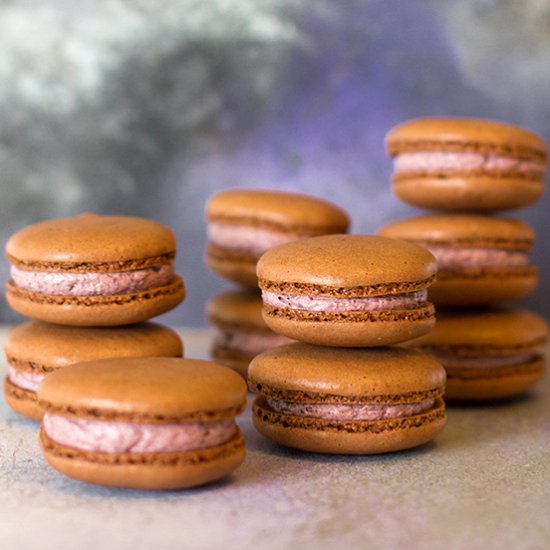 Mocha acai macarons