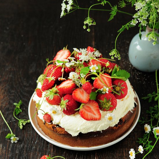 strawberry cake