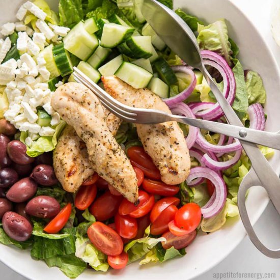 Simple Grilled Greek Chicken Salad